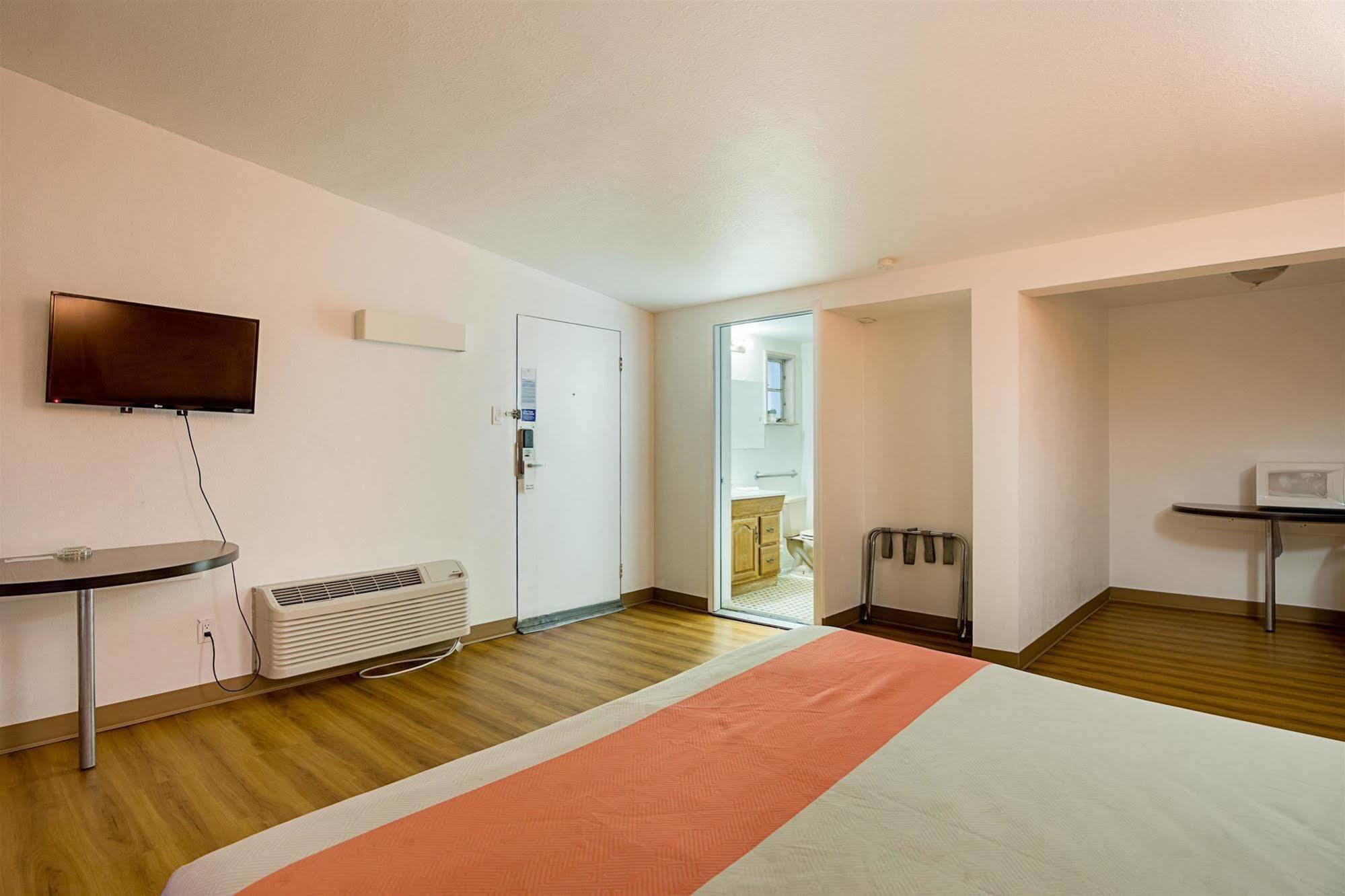 Motel 6 霍布斯 外观 照片