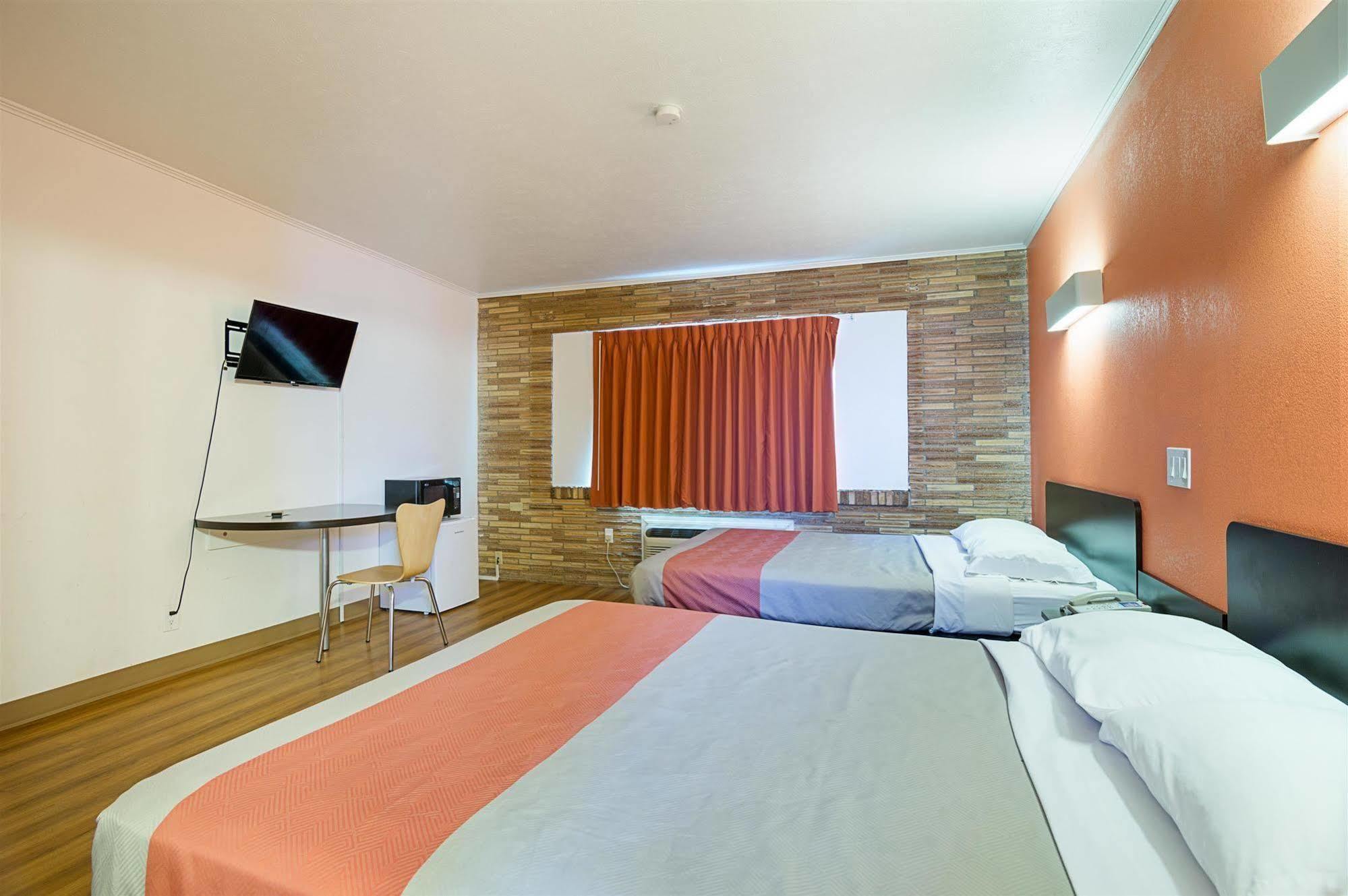 Motel 6 霍布斯 外观 照片